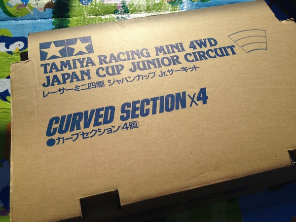 TOYz BAR☆ミニ四駆・タミヤ・ジャパンカップジュニアサーキット、箱サイズとか