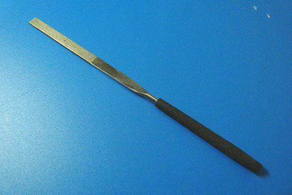 TOYz BAR☆ミニ四駆・金属用ドリル刃を簡単加工で樹脂用ドリル刃に改造。